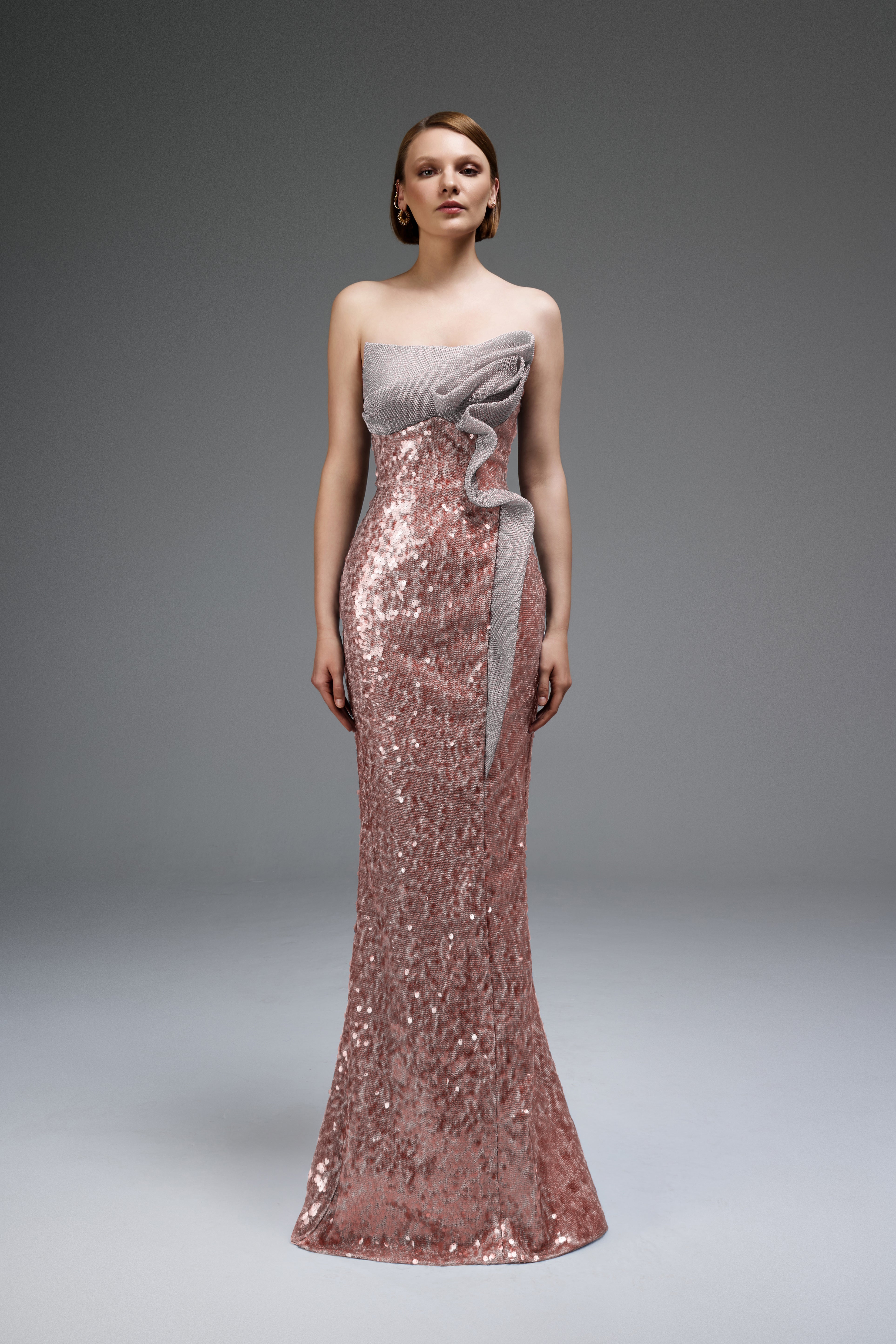 إيلي ذا لابل E105